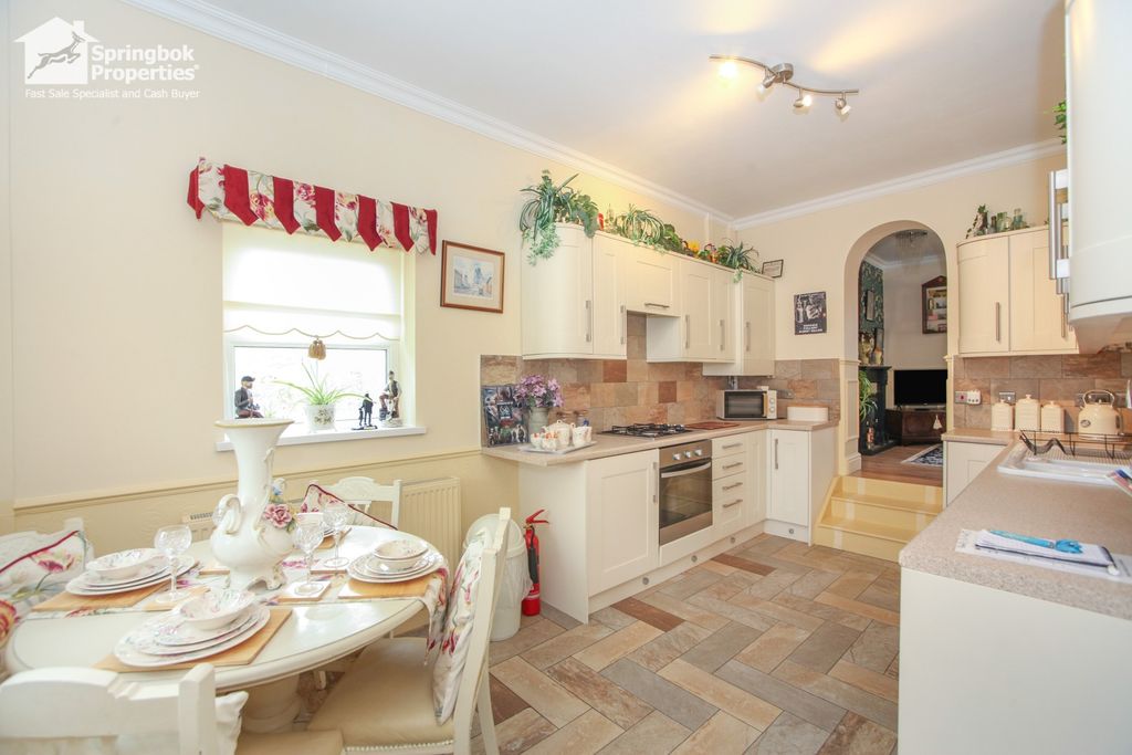 Additional image 24 of 6 bed detached house for saleBritannia Villas, Britannia Terrace, Blackwood, Gwent NP12