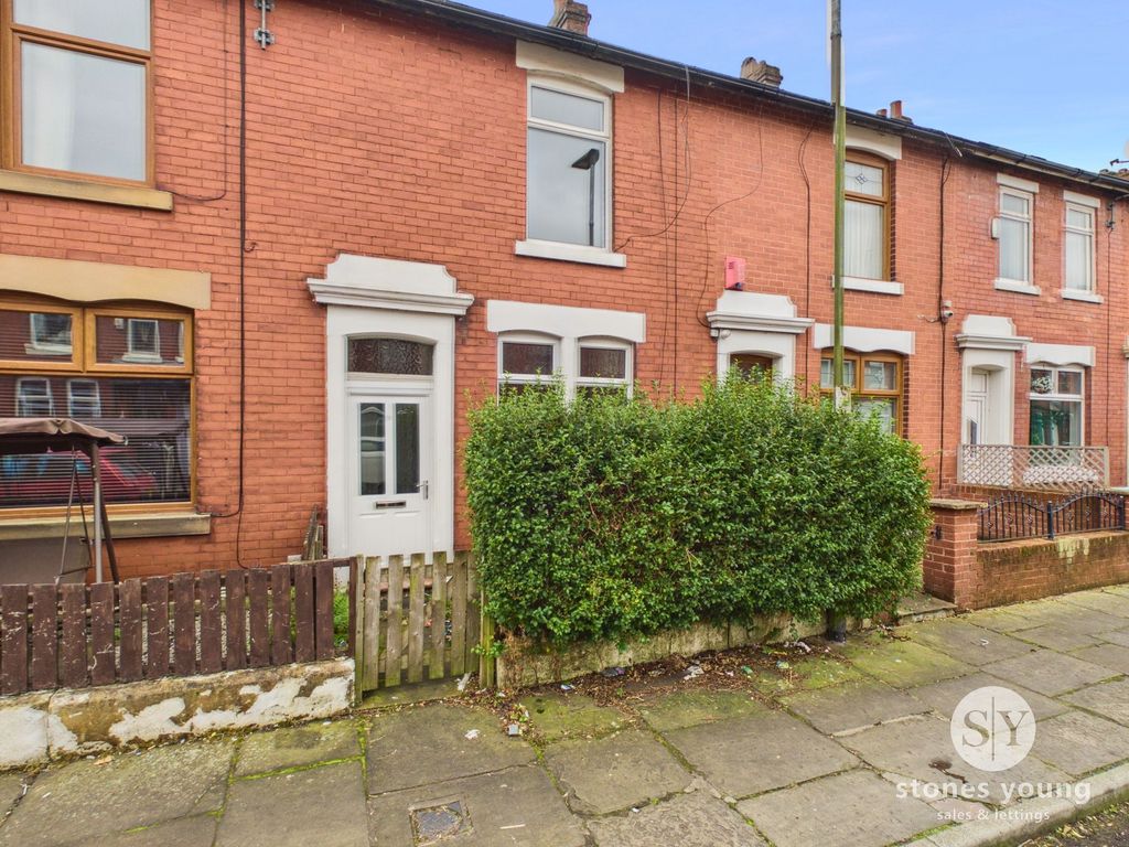 Property photo 1 of 13