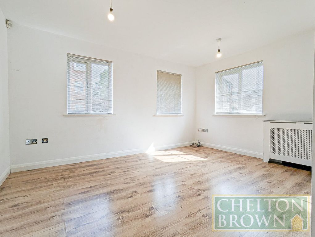 Property photo 3 of 15 Living Room