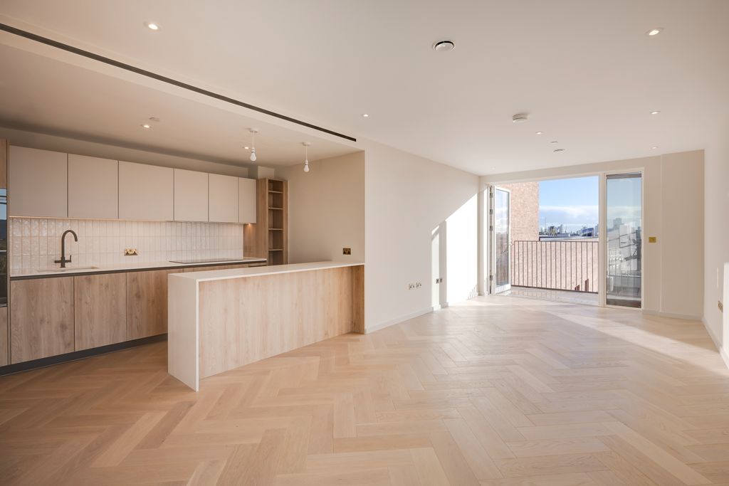 Property photo 1 of 12 The Tipton 19(Penthouse)-22.Jpg