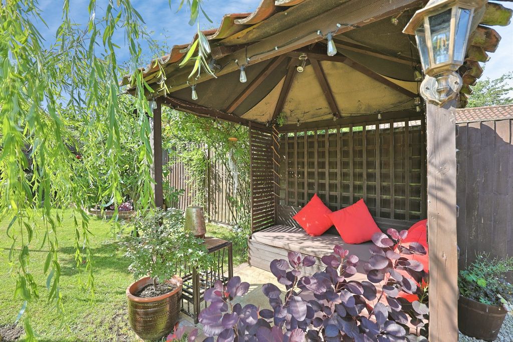 Property photo 3 of 15