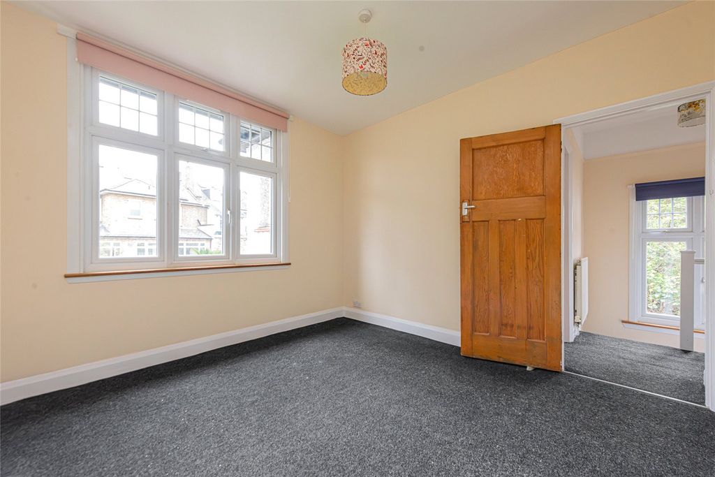 Property photo 2 of 5 Picture No. 22