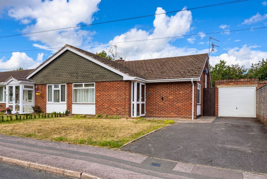 Property photo 1 of 14 5221160