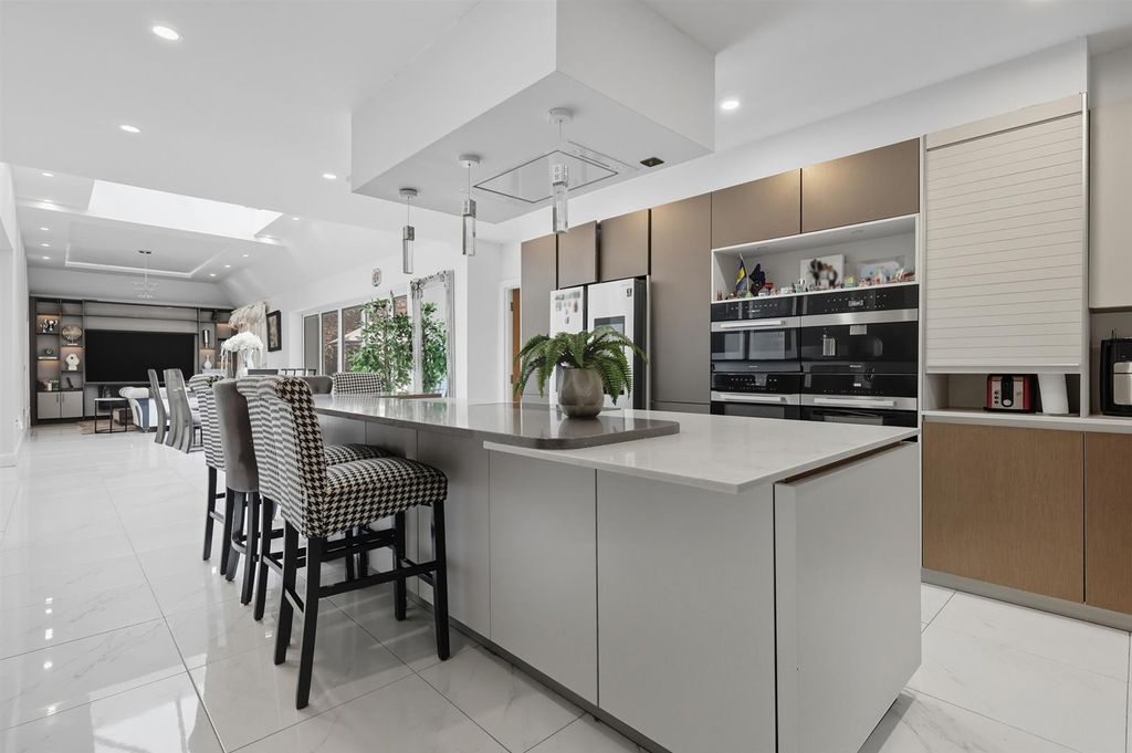 Property photo 2 of 34 Img_4216.Jpg