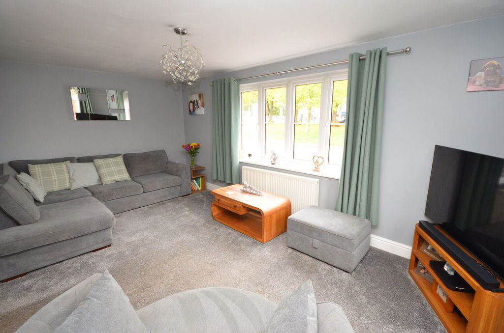 Property photo 2 of 15