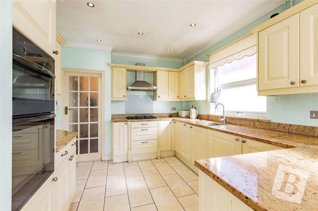 Property photo 3 of 13 Kitchen/Diner