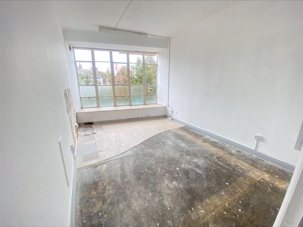 Property photo 3 of 7 Processed-A3CE105B-483B-46A8-9B61-E9D09659437E.Jpe