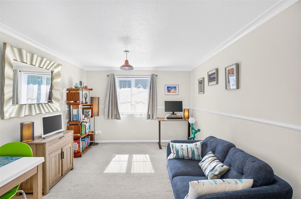 Property photo 3 of 12 San-37 Northumberland Rd E6-33.Jpg