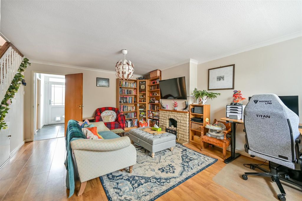 Property photo 2 of 15