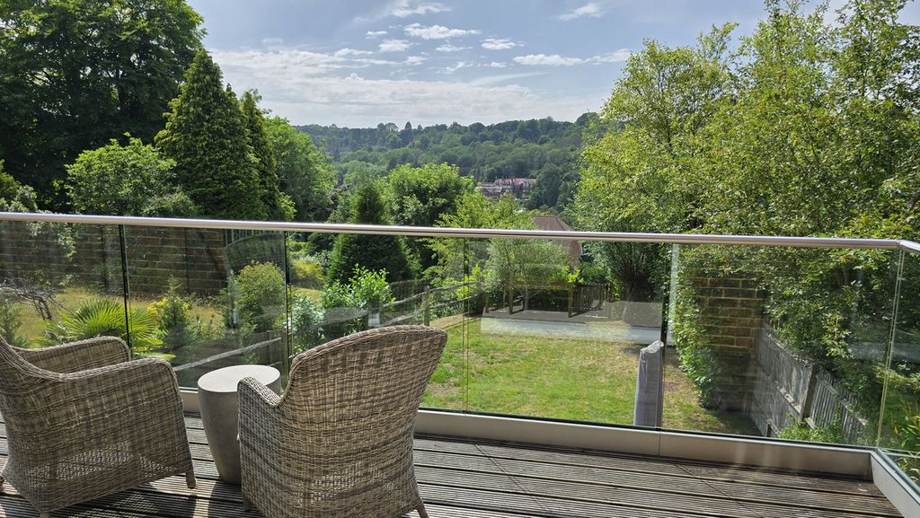 Property photo 3 of 18