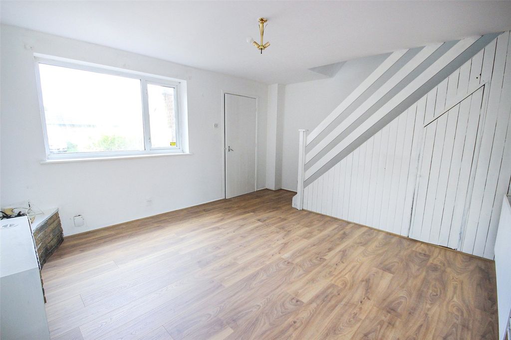 Property photo 2 of 16 Picture No. 06