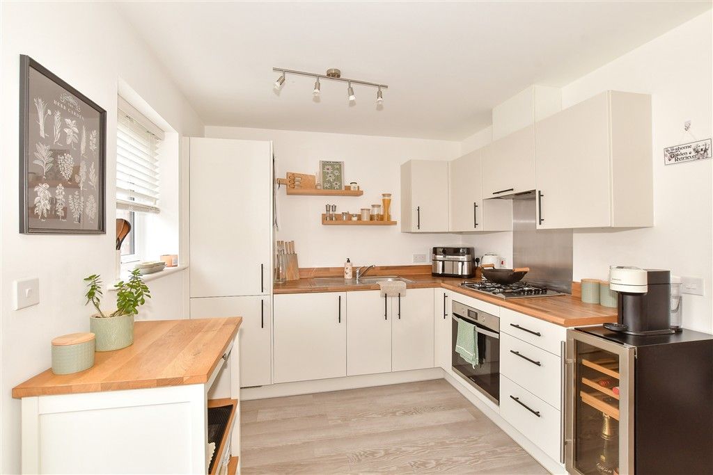 Property photo 2 of 10 Kitchen/Diner