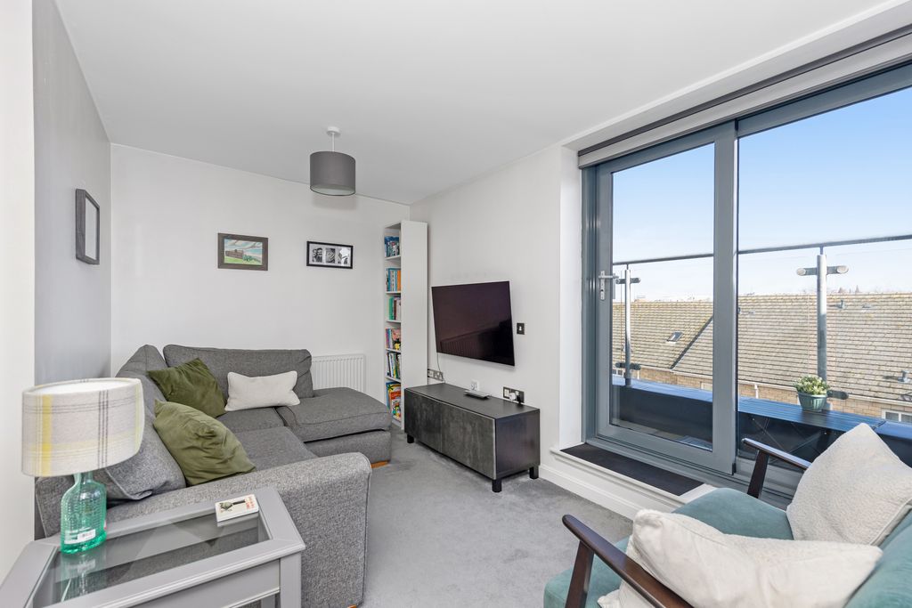 Property photo 3 of 18 Property Image 3