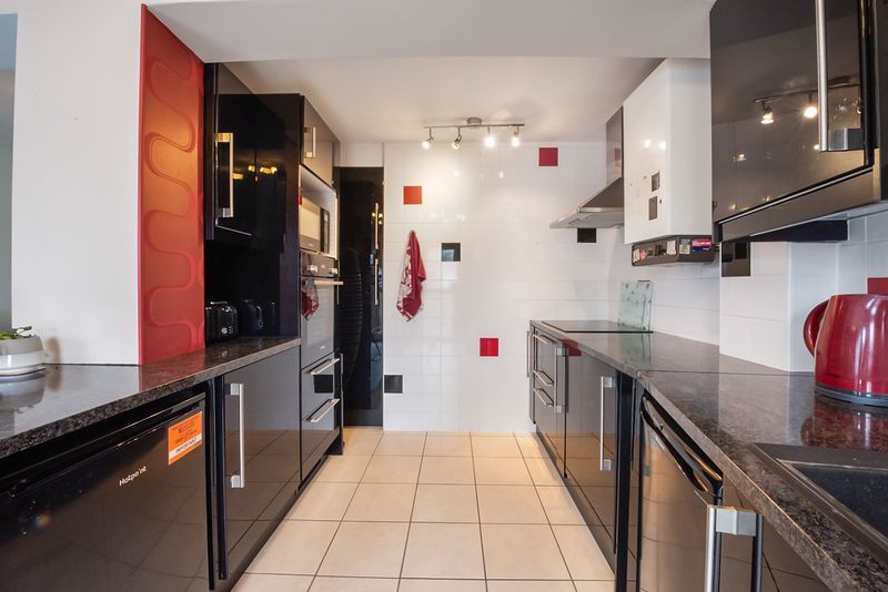 Property photo 2 of 13 Photo 24