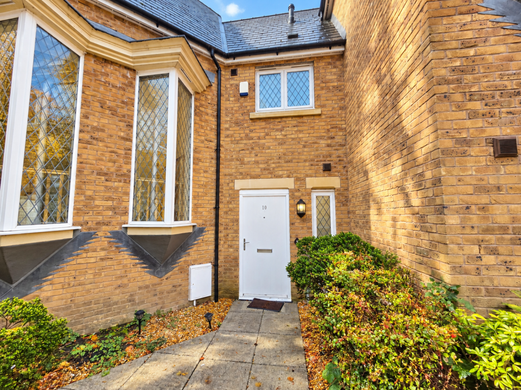 Property photo 1 of 23 10 Reeceton Gardens