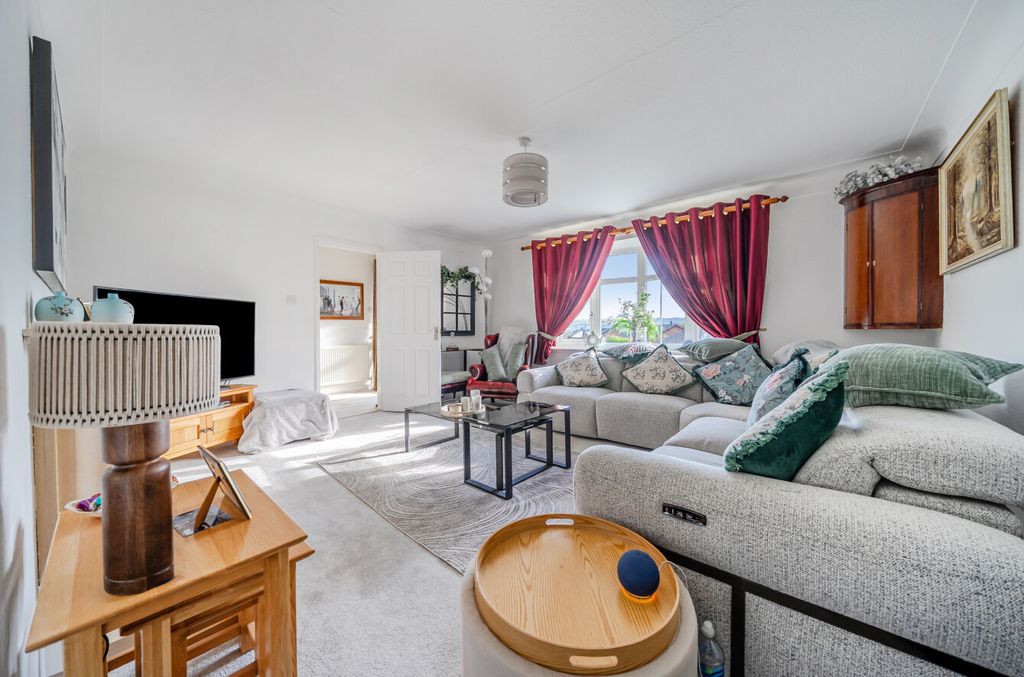 Property photo 2 of 20 1522446-17-1A0Ab0...