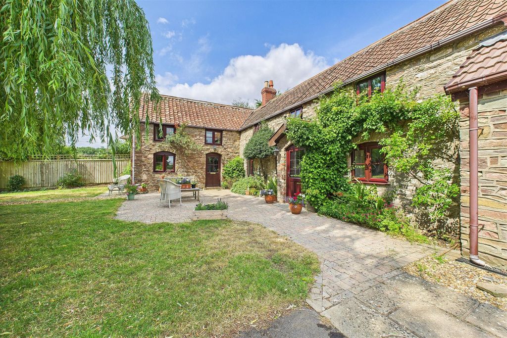Property photo 1 of 31