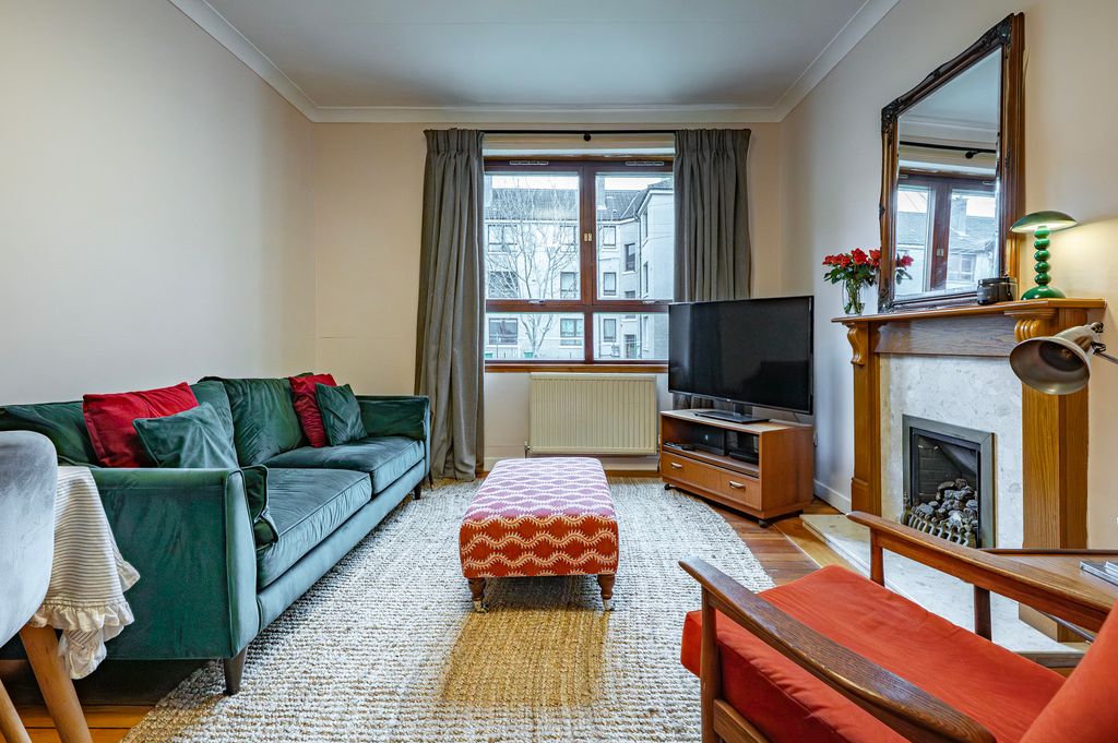 Property photo 3 of 31