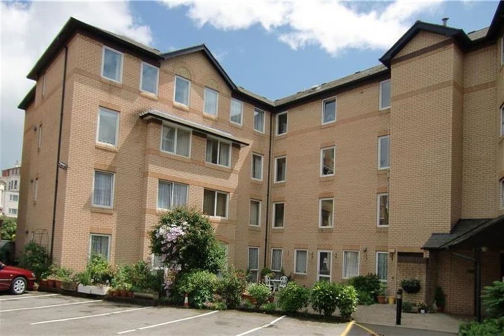 Property photo 1 of 13 (Main)