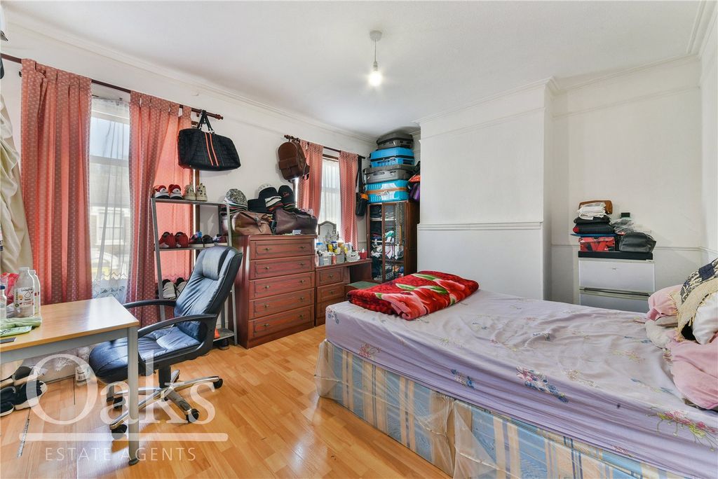 Property photo 2 of 9 Picture No. 10