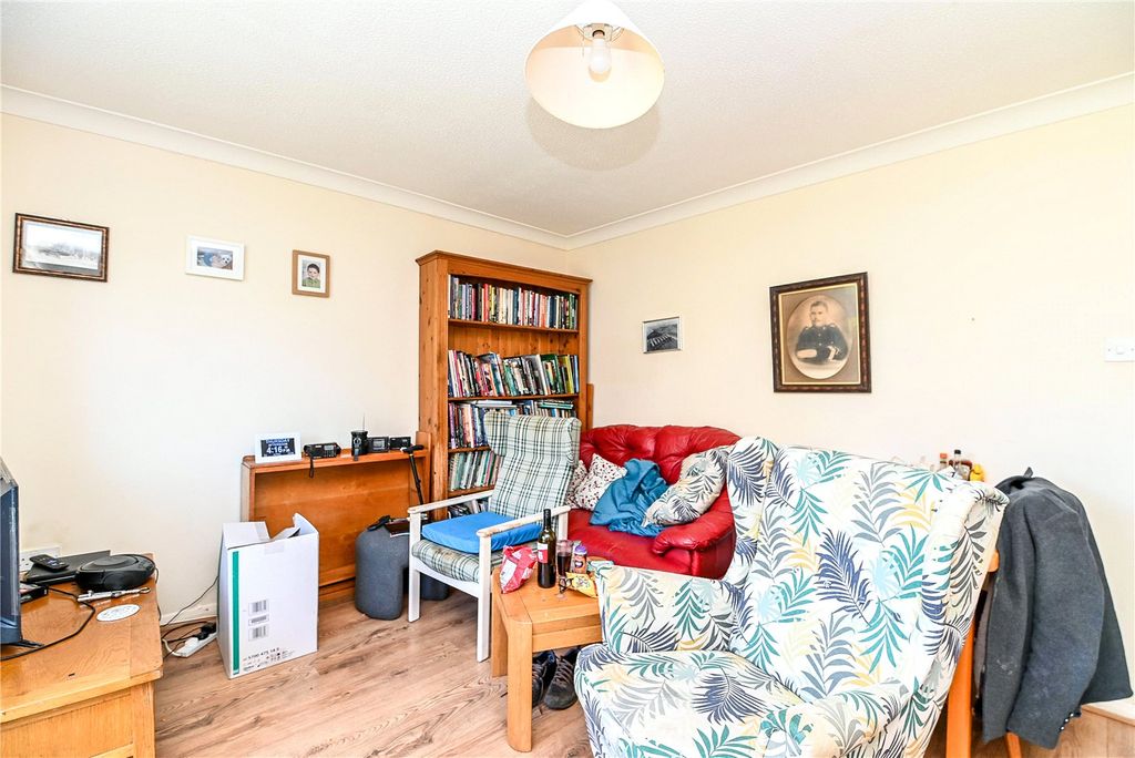 Property photo 2 of 15 Picture No. 04
