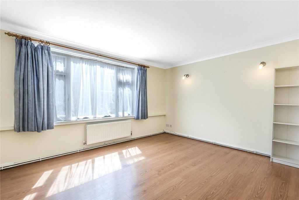 Property photo 3 of 12 Picture No. 03