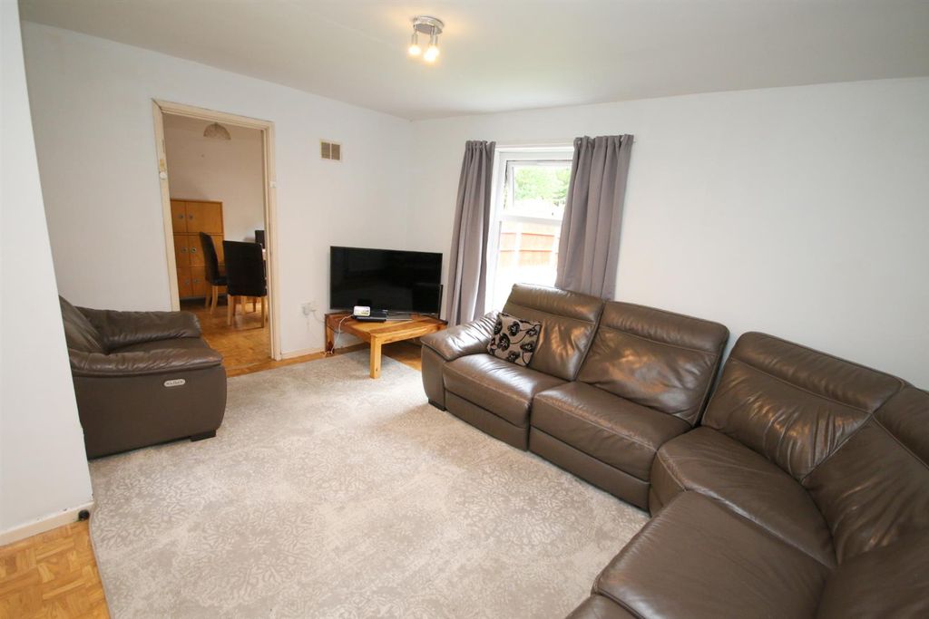 Property photo 2 of 17 Img_4625.Jpg