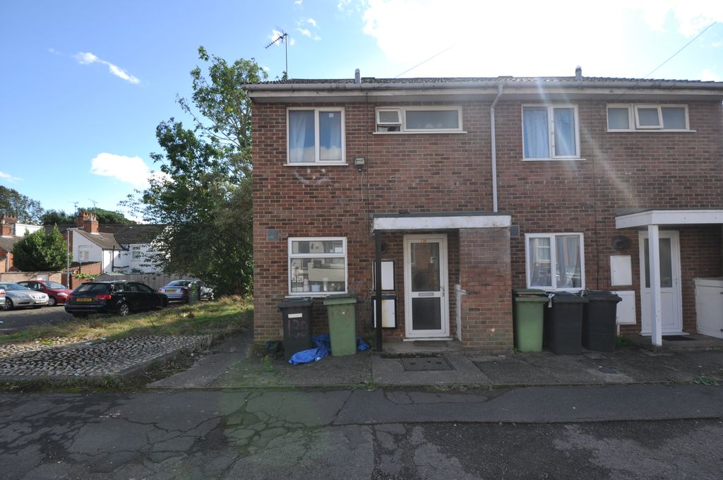 Property photo 1 of 1