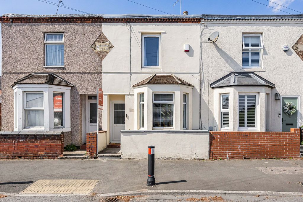 Property photo 1 of 19