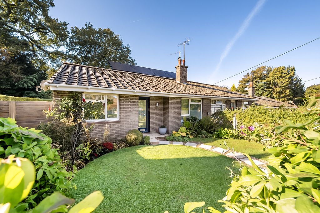 Property photo 1 of 12 Picture No. 63