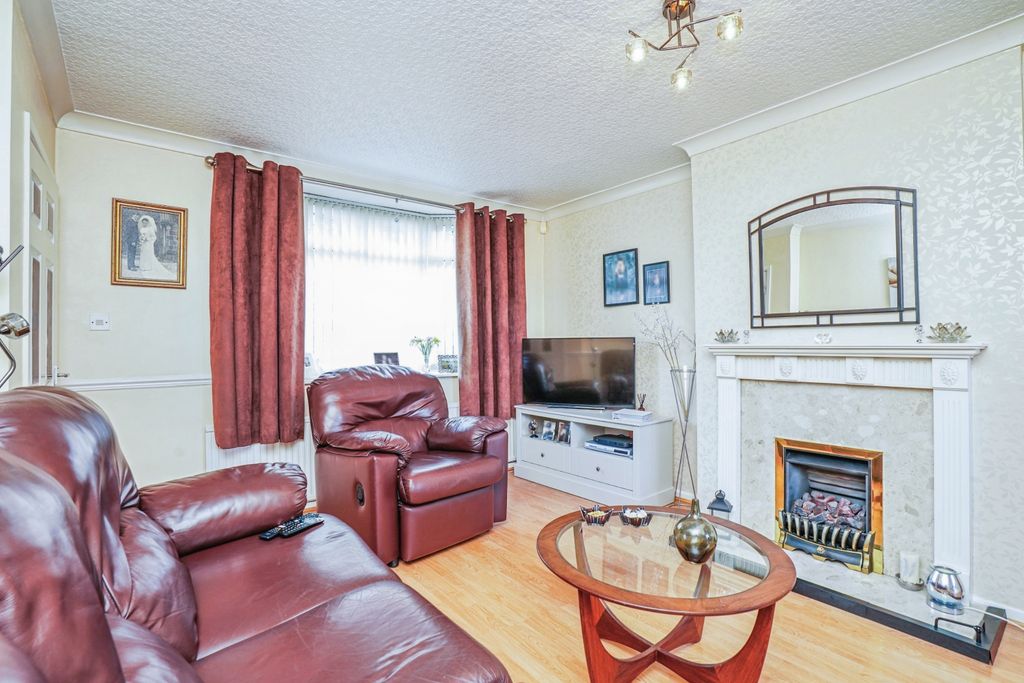 Property photo 3 of 15
