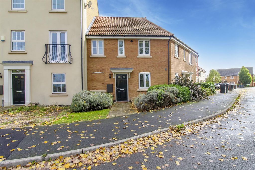 Property photo 1 of 12 External Copy.Jpg