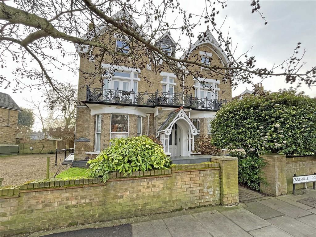 Property photo 1 of 6