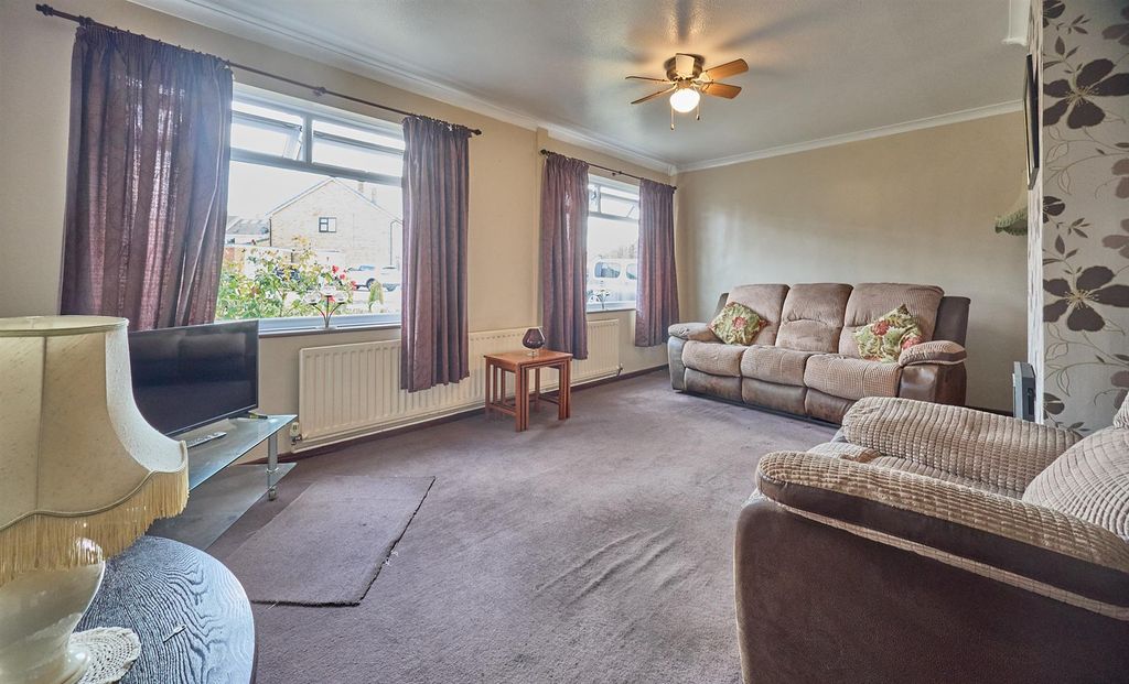 Property photo 3 of 11 12 Darley Road Bb 4.Jpg