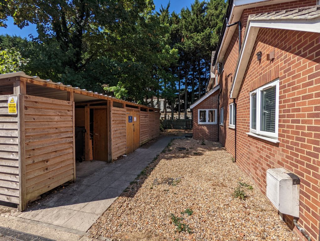Property photo 3 of 10