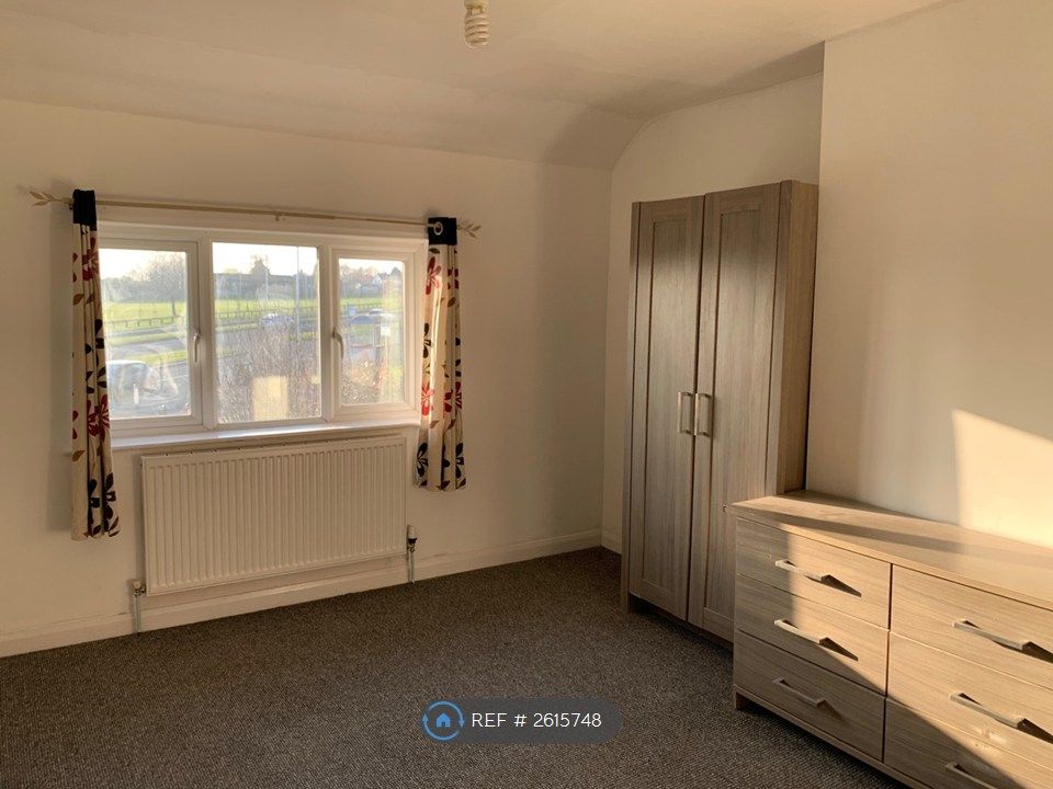 Property photo 3 of 21