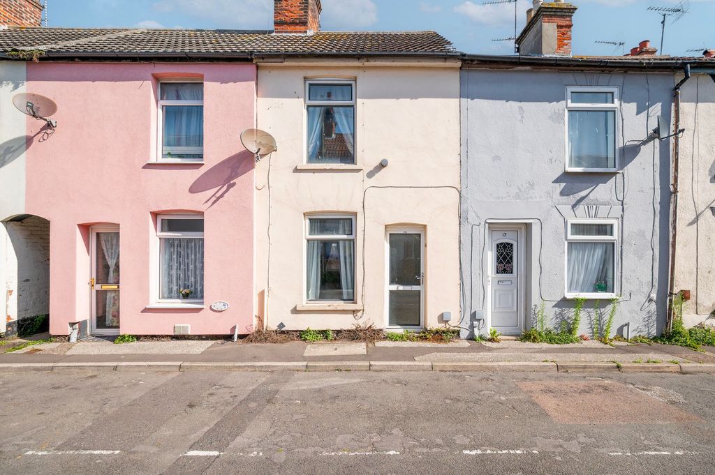 Property photo 1 of 11