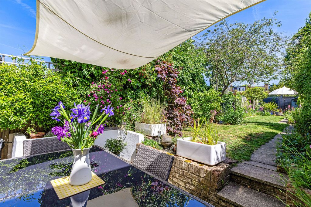 Property photo 3 of 33 Picture No. 48