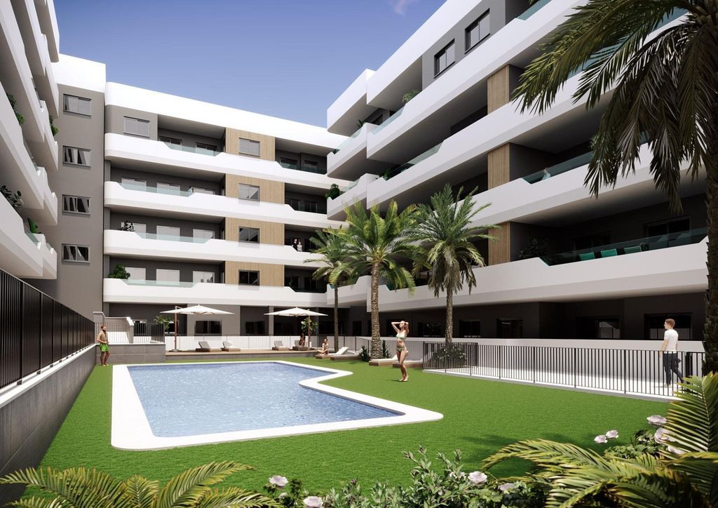 Property photo 1 of 12 Apartment In Santa Pola N8753