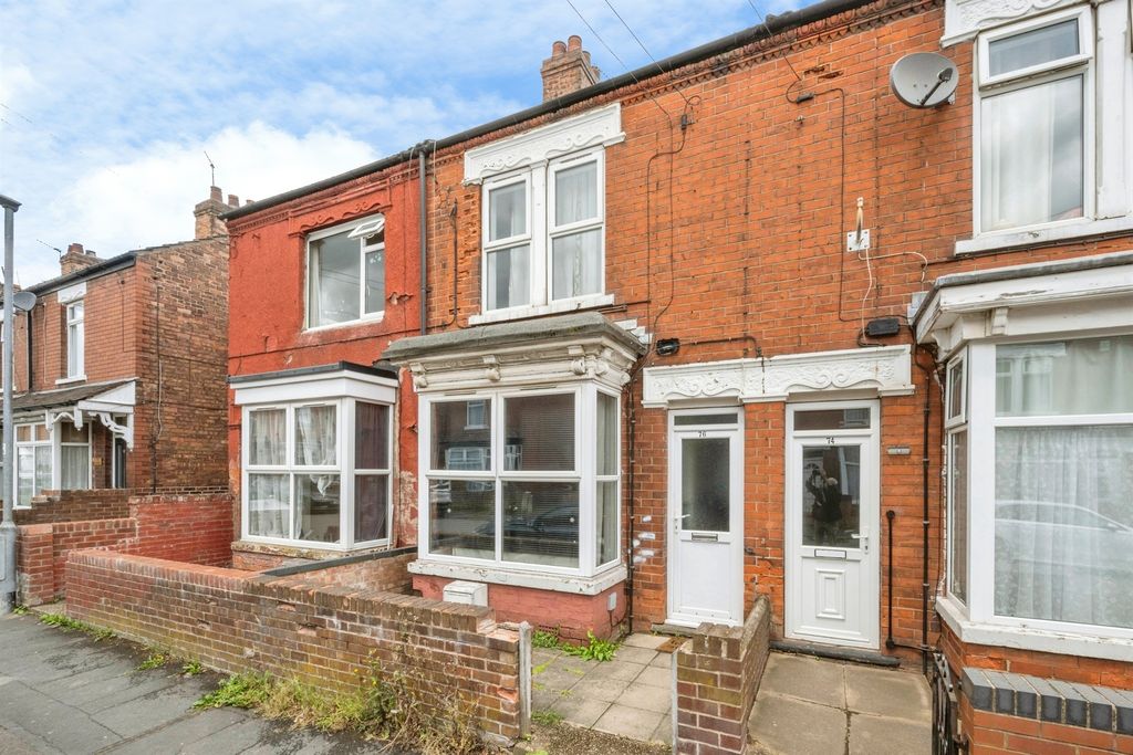 Property photo 1 of 12