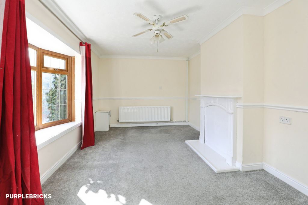 Property photo 3 of 23