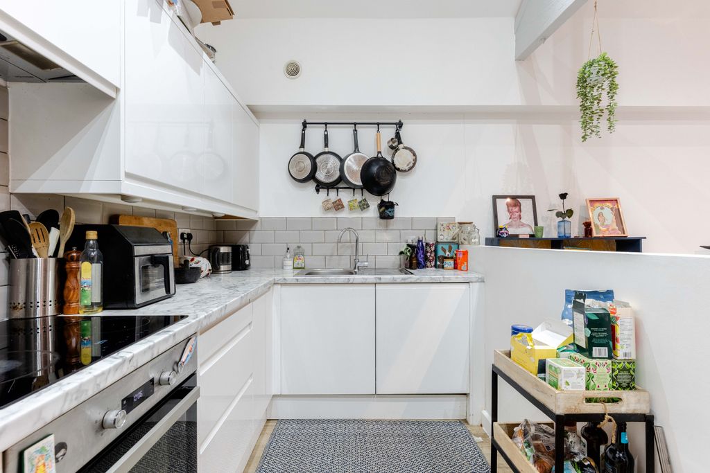 Property photo 2 of 10 2