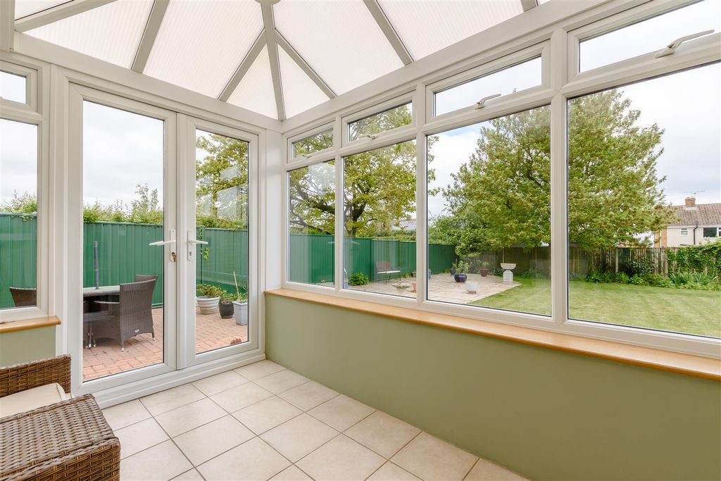 Property photo 3 of 15 Conservatory