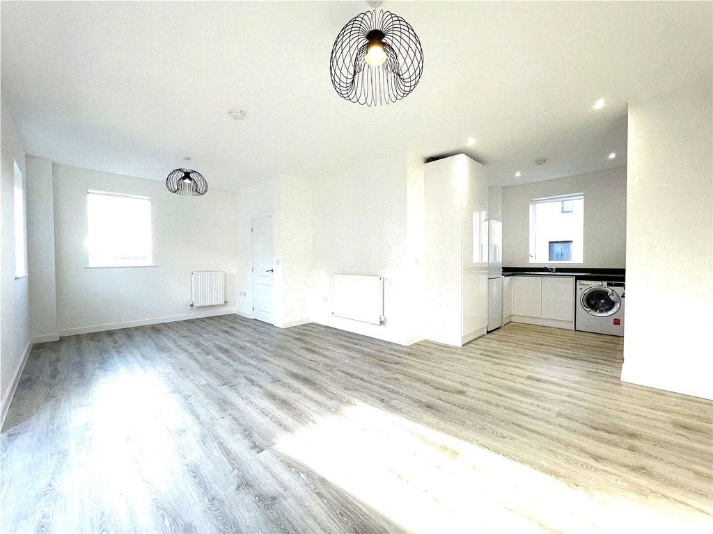 Property photo 3 of 13 Picture No. 19