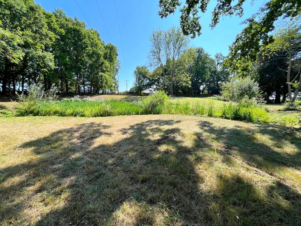 Property photo 3 of 9 Picture No. 01