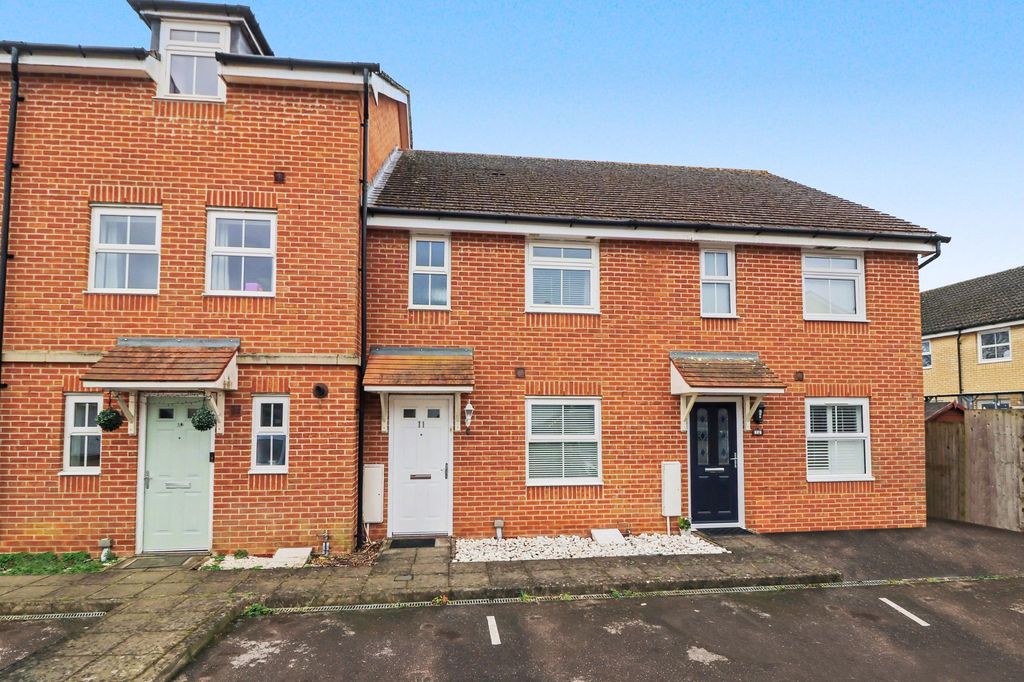 Property photo 1 of 11