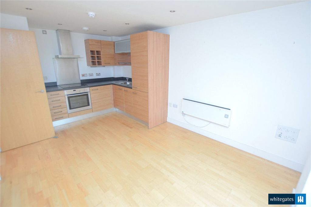 Property photo 3 of 7 Picture No. 04