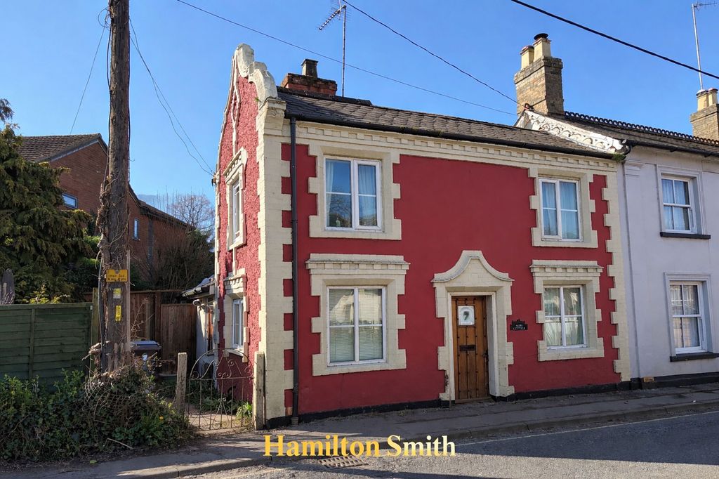 Property photo 1 of 11