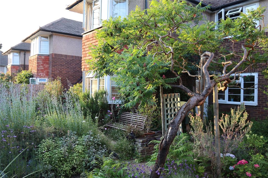 Property photo 2 of 15 Picture No. 27