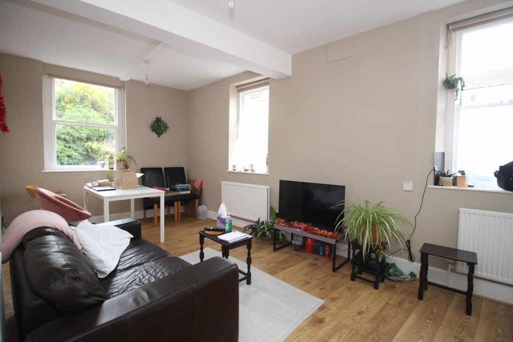 Property photo 3 of 10 Img_1535.Jpg